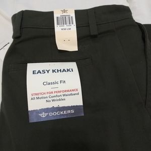 Dockers Mens Army Green Khaki